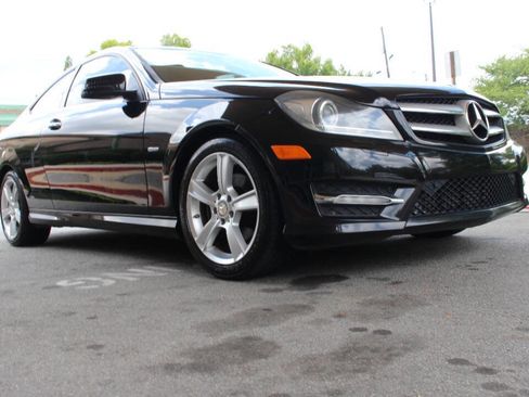 Used 2012 Mercedes-Benz C 250 Coupe image 16