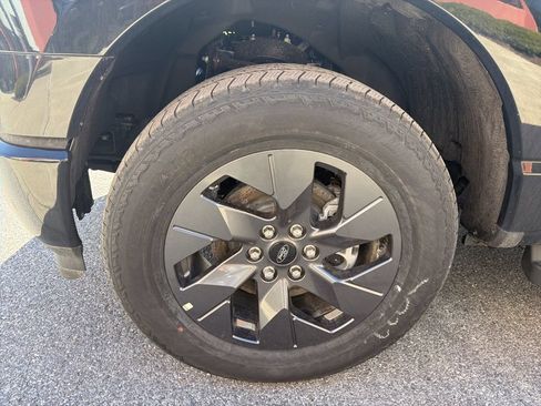 New 2025 Ford F150 Lightning Flash AWD/4WD image 10