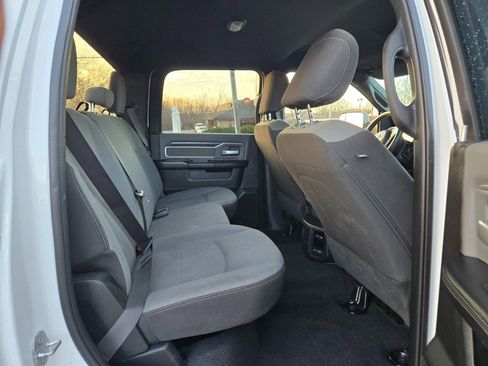 Used 2022 RAM 2500 Big Horn w/ Off Road Package image 9