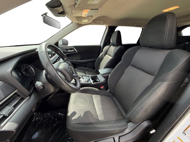 Used 2022 Mitsubishi Outlander ES FWD image 10