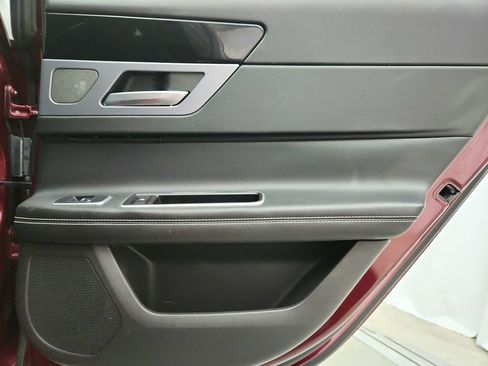 Used 2017 Jaguar XF R-Sport image 36