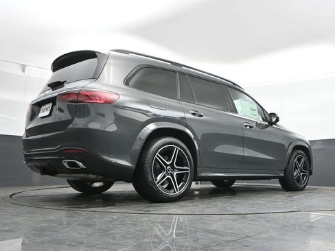 New 2026 Mercedes-Benz GLS 450 4MATIC image 36