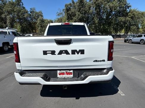 New 2026 RAM 1500 Express AWD/4WD image 5