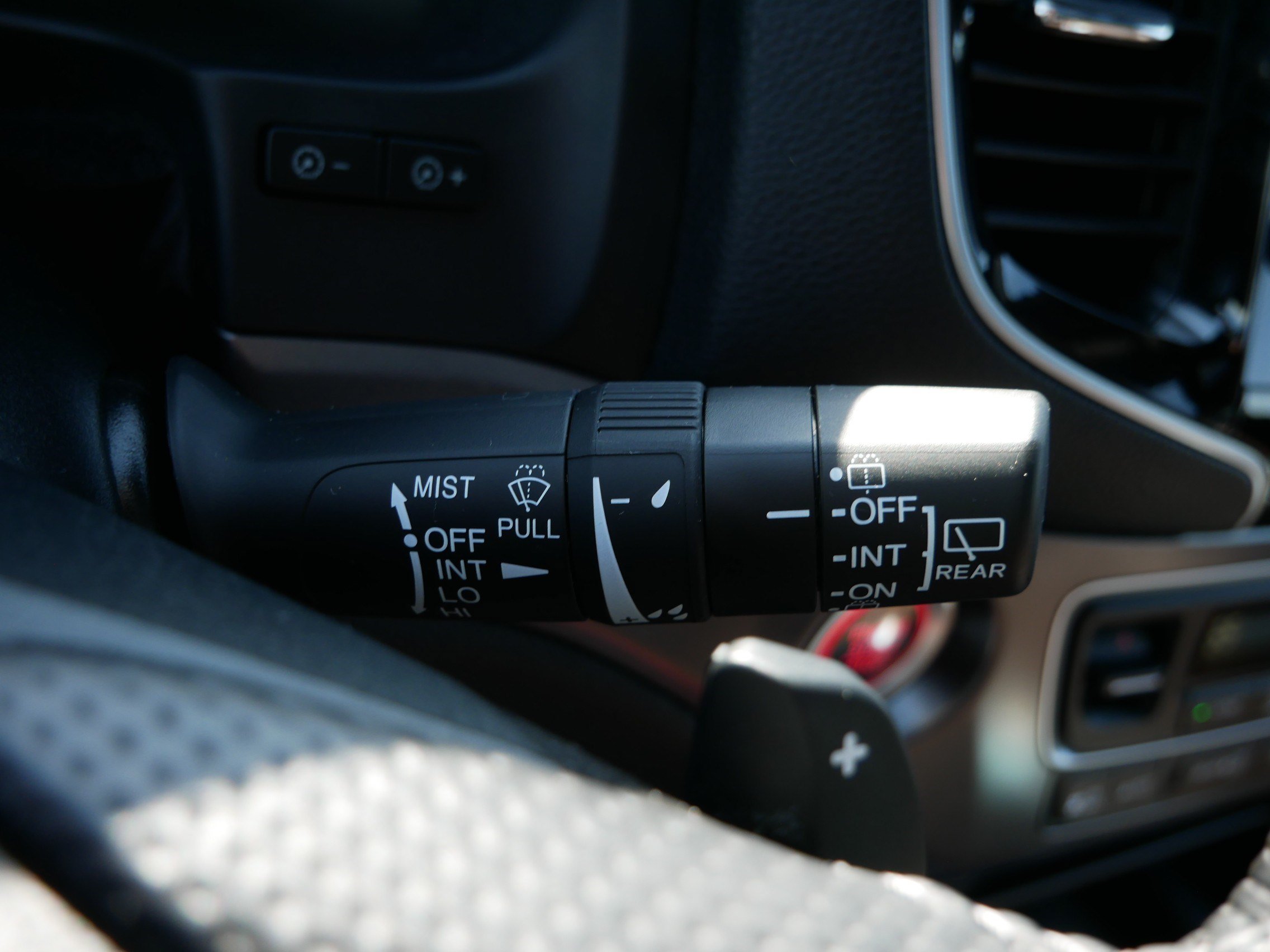 Used 2025 Honda Passport EX-L image 30