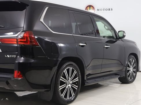 Used 2020 Lexus LX 570 4WD w/ Luxury Package image 48
