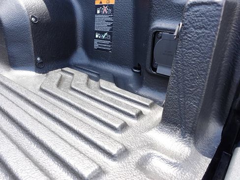 Used 2024 Chevrolet Silverado 1500 LT AWD/4WD image 27