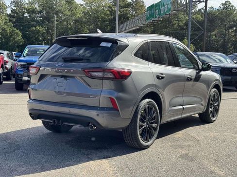 New 2026 Ford Escape ST-Line Elite w/ Class II Trailer Tow Package image 19