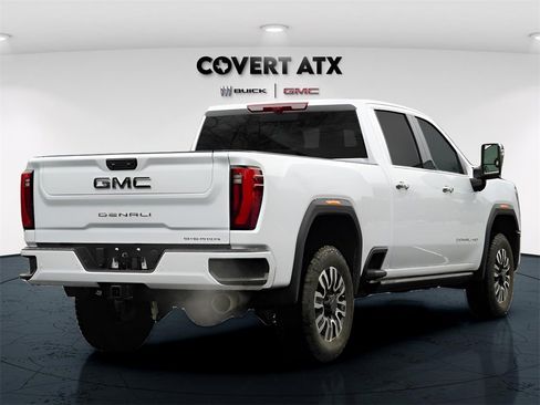 New 2026 GMC Sierra 2500 Denali Ultimate w/ Max Trailering Package image 7