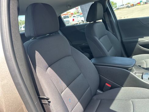 Used 2024 Chevrolet Malibu RS w/ LPO, Floor Liner Package FWD image 36