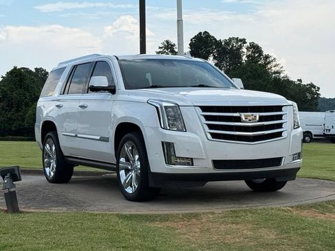 Used 2020 Cadillac Escalade Premium Luxury AWD/4WD image 1