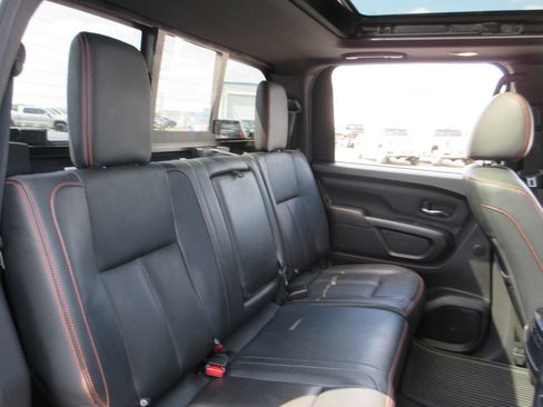 Used 2021 Nissan Titan PRO-4X w/ Pro-4x Convenience Package AWD/4WD image 24