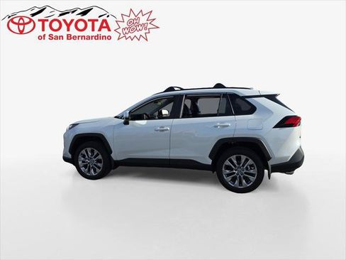 Certified 2023 Toyota RAV4 XLE Premium AWD/4WD image 33