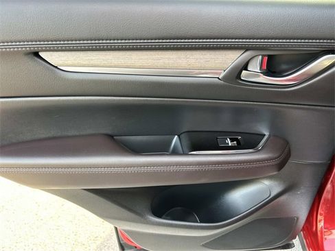 Used 2023 MAZDA CX-5 Signature image 17