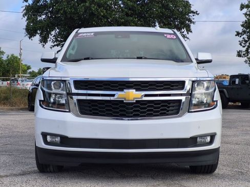 Used 2020 Chevrolet Tahoe LT w/ Luxury Package RWD image 2