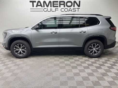 New 2026 GMC Acadia AT4 w/ Luxury Package AWD/4WD image 2