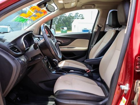 Used 2022 Buick Encore Preferred w/ Safety Package AWD/4WD image 7