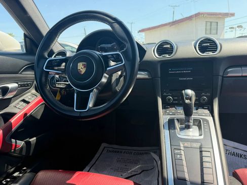Used 2019 Porsche 718 Cayman image 14