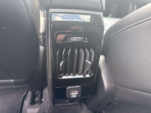 Used 2022 Jeep Compass Limited w/ Sun and Sound Group AWD/4WD image 14