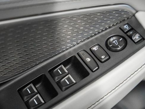 Used 2022 Acura MDX Advance image 34