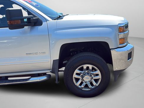 Used 2018 Chevrolet Silverado 2500 LT w/ All Star Edition AWD/4WD image 25