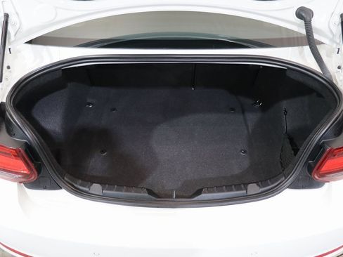 Used 2019 BMW 230i xDrive Coupe image 23