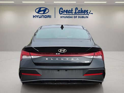 New 2026 Hyundai Elantra Blue image 4