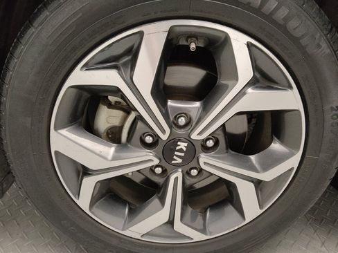 Used 2021 Kia Forte LXS image 31