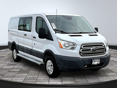 Used 2016 Ford Transit 250 130 Low Roof w/ Exterior Upgrade Package RWD image 3