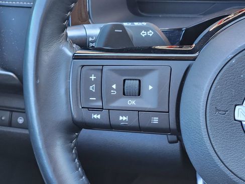 Used 2023 Nissan Pathfinder Platinum w/ Cargo Package image 27