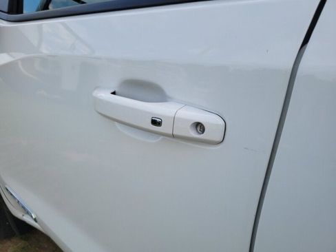 Used 2024 GMC Sierra 1500 Elevation RWD image 9