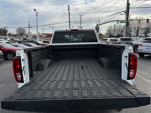 Used 2024 GMC Sierra 2500 SLE image 26