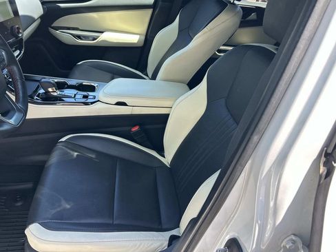 Used 2024 Lexus NX 250 FWD w/ Cold Area Package image 17