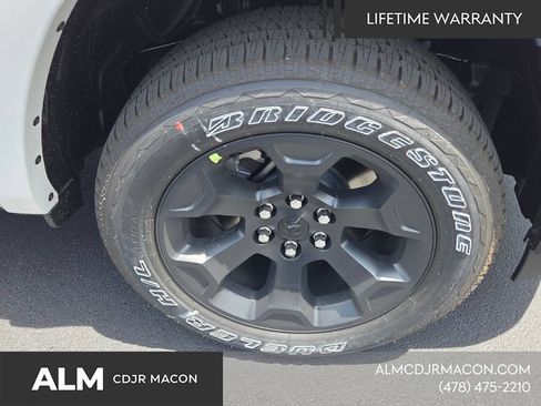 New 2026 RAM 1500 Big Horn w/ Night Edition AWD/4WD image 17