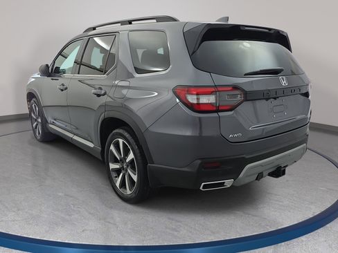 Certified 2024 Honda Pilot Elite image 7