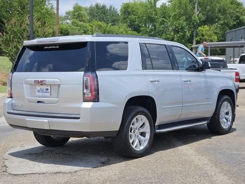 Used 2017 GMC Yukon SLT w/ HD Trailering Package RWD image 4