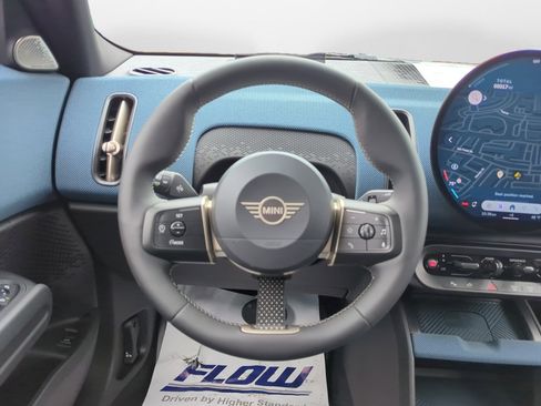 New 2025 MINI Cooper Countryman SE image 10