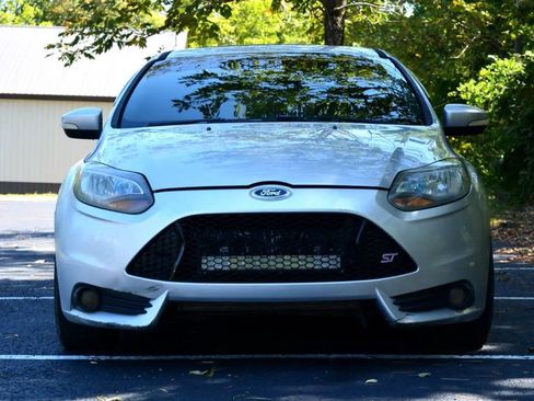 Used 2014 Ford Focus ST image 3