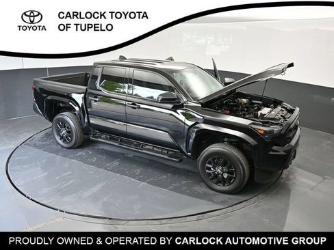 Used 2025 Toyota Tacoma SR AWD/4WD image 30