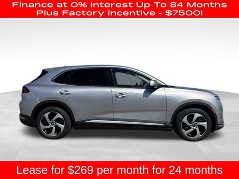 New 2025 VinFast VF 8 Eco image 23