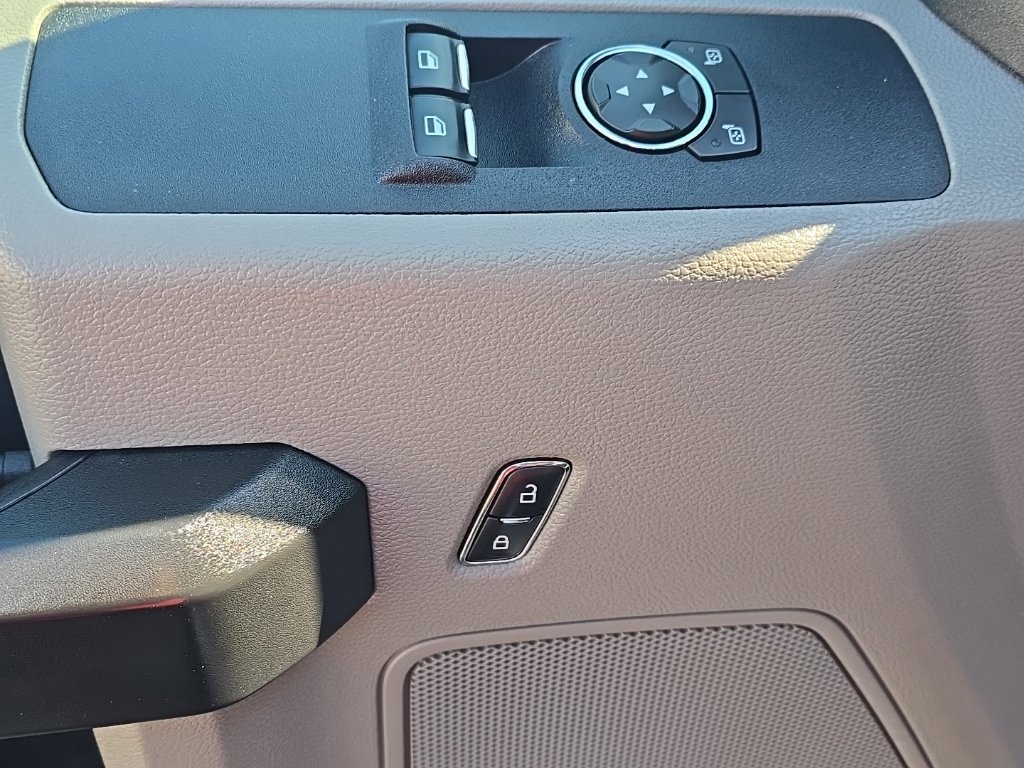 Used 2019 Ford F250 XL w/ XL Value Package AWD/4WD image 10