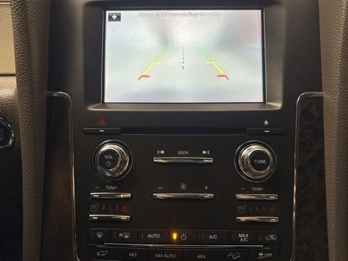 Used 2017 Lincoln Navigator Select image 10