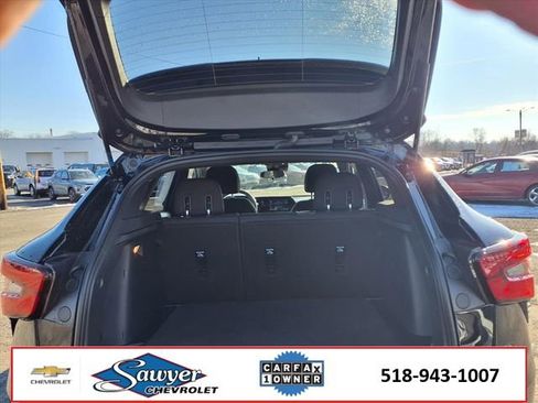 Certified 2025 Chevrolet Trax RS image 13