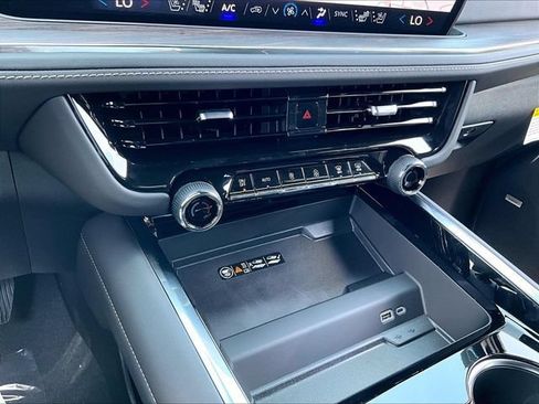 New 2026 Chevrolet Tahoe Premier AWD/4WD image 23
