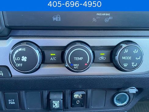 Used 2019 Toyota Tacoma SR5 image 31