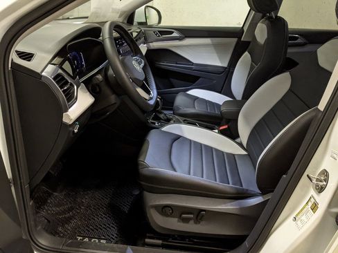New 2026 Volkswagen Taos SEL image 11