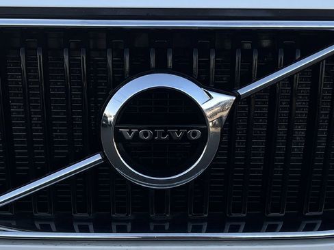 Used 2019 Volvo XC90 T5 Momentum AWD/4WD image 20
