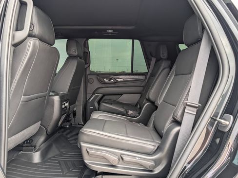 Used 2022 GMC Yukon Denali AWD/4WD image 13
