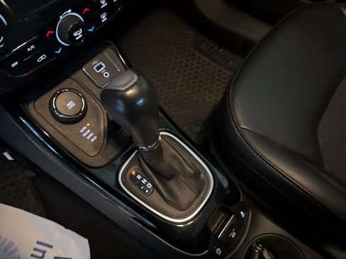 Used 2019 Jeep Compass Latitude AWD/4WD image 29