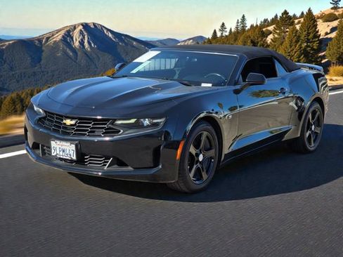 Used 2020 Chevrolet Camaro LT image 4