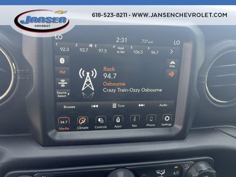 Used 2022 Jeep Wrangler Unlimited Sahara AWD/4WD image 13
